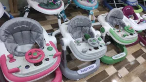 اكبر تشكيلية من عربايات تعليم المشي الووكر اضافات متعدده والوان جميله تبدا الاسعار من 12 دينار