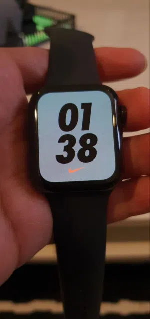 Apple watch series 4 ساعة ابل شريحة الكترونية سيراميك