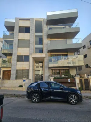 176 m2 3 Bedrooms Apartments for Rent in Amman Deir Ghbar