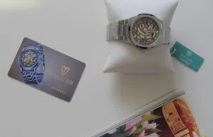 ساعة رهيبة من Viguer بكامل المرفقات والضمان