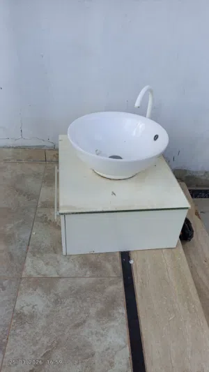 لاوندينو في حاله جيدة مستعمل