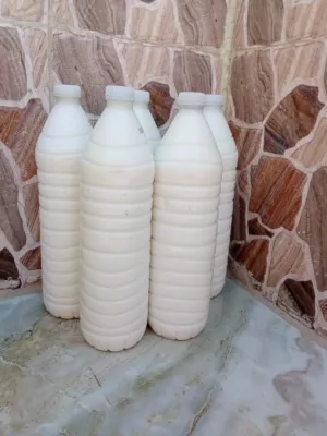 لبن طازج بلدي يتوفر كامي وكذالك خلاصة بالحجز