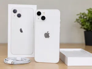 Apple iPhone 13 128 GB in Zarqa