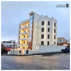207 m2 5 Bedrooms Apartments for Sale in Amman Al Bnayyat