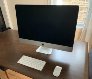 2020 i Mac 27” 5k Os Tahu 26.5. Ram 8G SSD 512G 8G Graphics with Magic Keyboard and Mouse