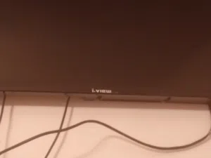 شاشه شبه جديده ممتازه 50بوصه