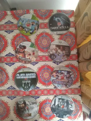 أقوى عروض للعيد للبيع CDs اكس بوكس 360 و play Xbox جديد لم يتم الإستخدام من قبل. للمزيد تواصل فالخاص