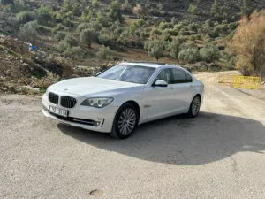 Bmw740li model 2013 وارد الوكاله ممشى قليل 100km