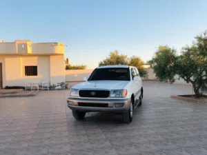 Used Toyota Land Cruiser in Jumayl