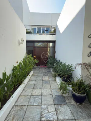 فيلا فاخرة للبيع بمساحة واسعة في سكتر1 الموج Luxury Villa Elegant Design sector1- swimming pool