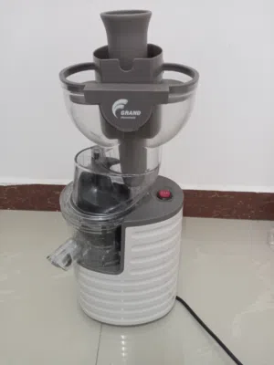 عصارة فواكة شبة جديدة