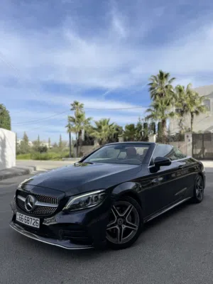 Mercedes c200 2019 cabriolet Amg kit مرسيدس سي 200 كشف فل كامل بحالة الوكالة