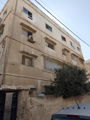 عمارة استثمارية للبيع بسعر 210000