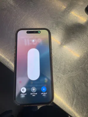 Apple iPhone 15 128 GB in Salt