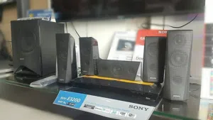 SONY BDV-E3200 3D BLU-RAY 5.1 channel HOME THEATER SYSTEM