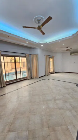 للايجار فيلا في الحد