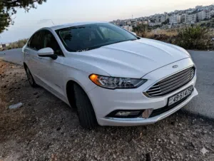 فورد فيوجن 2018 Hybrid صالون بطلاء كامل وميزات عالية الكفاءة
