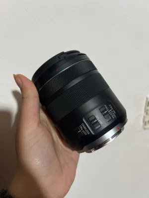 عدسة Canon 85mm للبيع