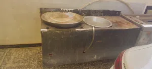 ميز فلافل مشعلين وكامل مكمل