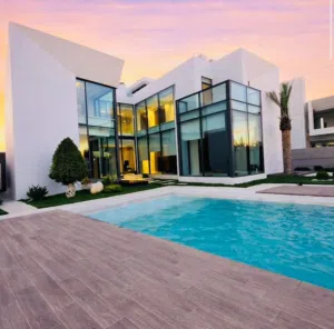 1500 m2 More than 6 bedrooms Villa for Sale in Amman Dabouq