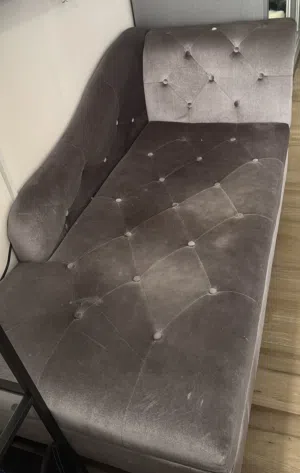 كنبة من مفروشات احمد شريف