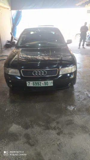 اودي a4 1998