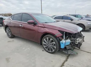 Used Nissan Altima in Muscat