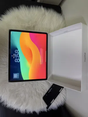 آيباد برو الجيل الرابع 12.9 إنش 256 جيجابايت مستعمل بحالة ممتازة مع الكرتونة sim card