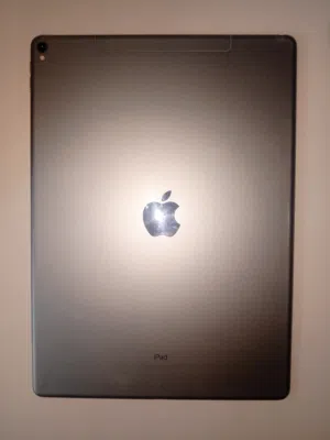 Apple iPad pro 2 512 GB in Amman