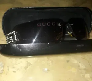 جوتشي=ماركة عالميه اصليه100% على الفحص نظاره اصليه سعر محلات 200 نعرضها للبيع 50نهائي