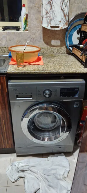 عرض مميز لبيع أثاث منزلي بحالة ممتازة  Big Sale – Household Furniture (Excellent Condition)