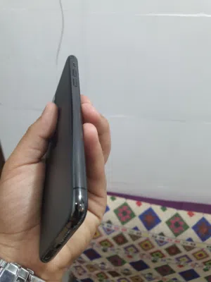 ايفون 11برو ماكس