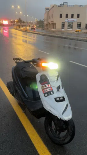 دراجه 100 cc شبه جديده مستعمل شهر