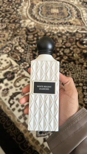 مجموعه عطور اصليه مستعمل القليل منها