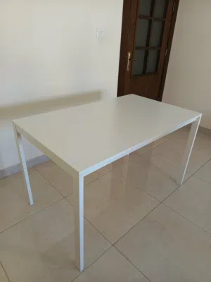 طاولة طعام للبيع