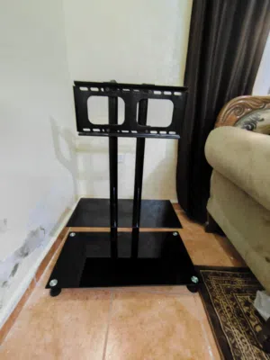 طاوله سكريت اسود