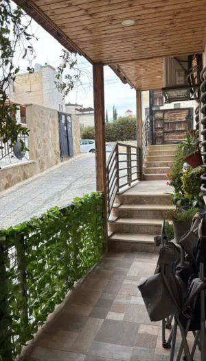 شقة للبيع في البنيات بالقرب من جامعة البتراء