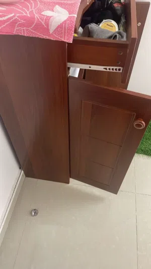 Used Shoe Rack