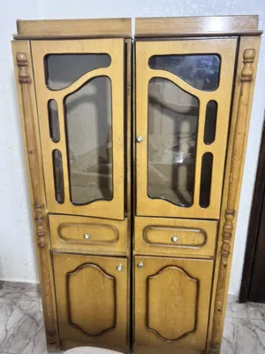 خزانة مستعملة
