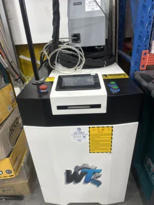 ماكنة لحام ليزر