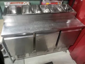 ثلاجه يطالي ثلاث ابوب مع سبع احواض للبيع