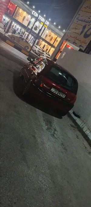 رينو ‏كليو ‏Standard ‏2001