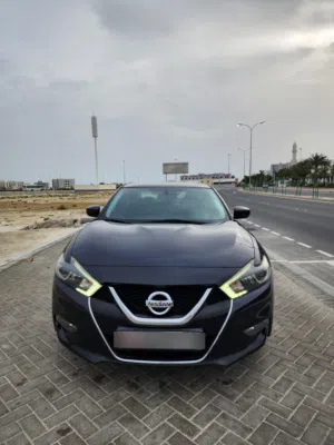 2018 Nissan Maxima V6. Low km 47000 only, first owner.