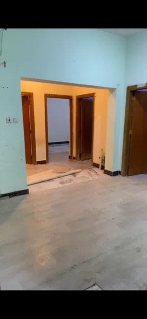 شقه ارضيه للايجار في جبيله ويوجد كثير