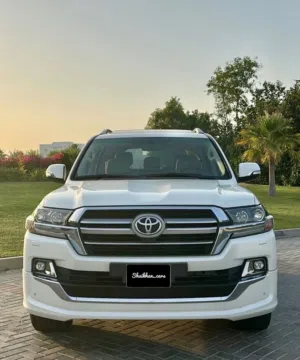 Toyota Land Cruiser GXR Grand Touring