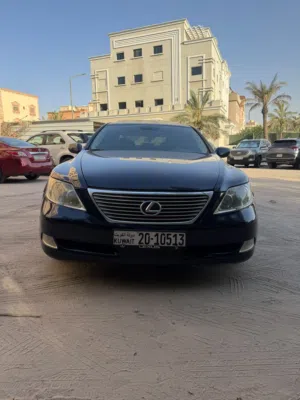 لكزس LS460