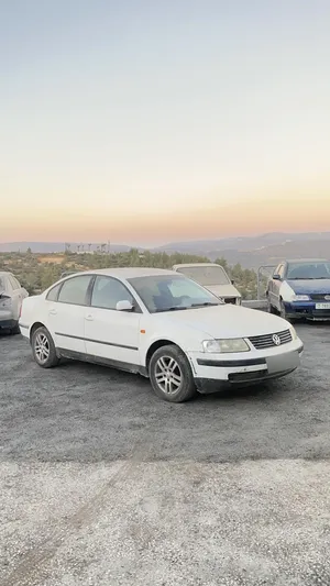 Volkswagen . Passat . 1999 . Used2