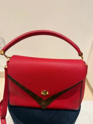 Louse Vuitton hand bag