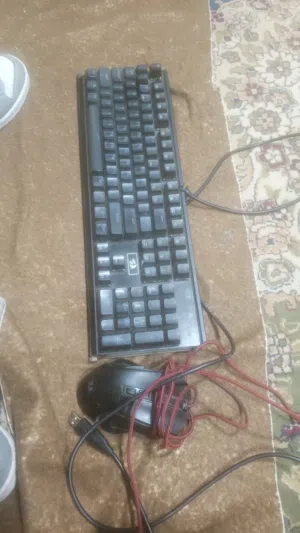 كيبورد وماوس وشاشه سامسونج