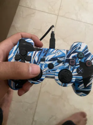 يد ps3 درجه اوله زرقا شغالة تانيه تبي تصليح